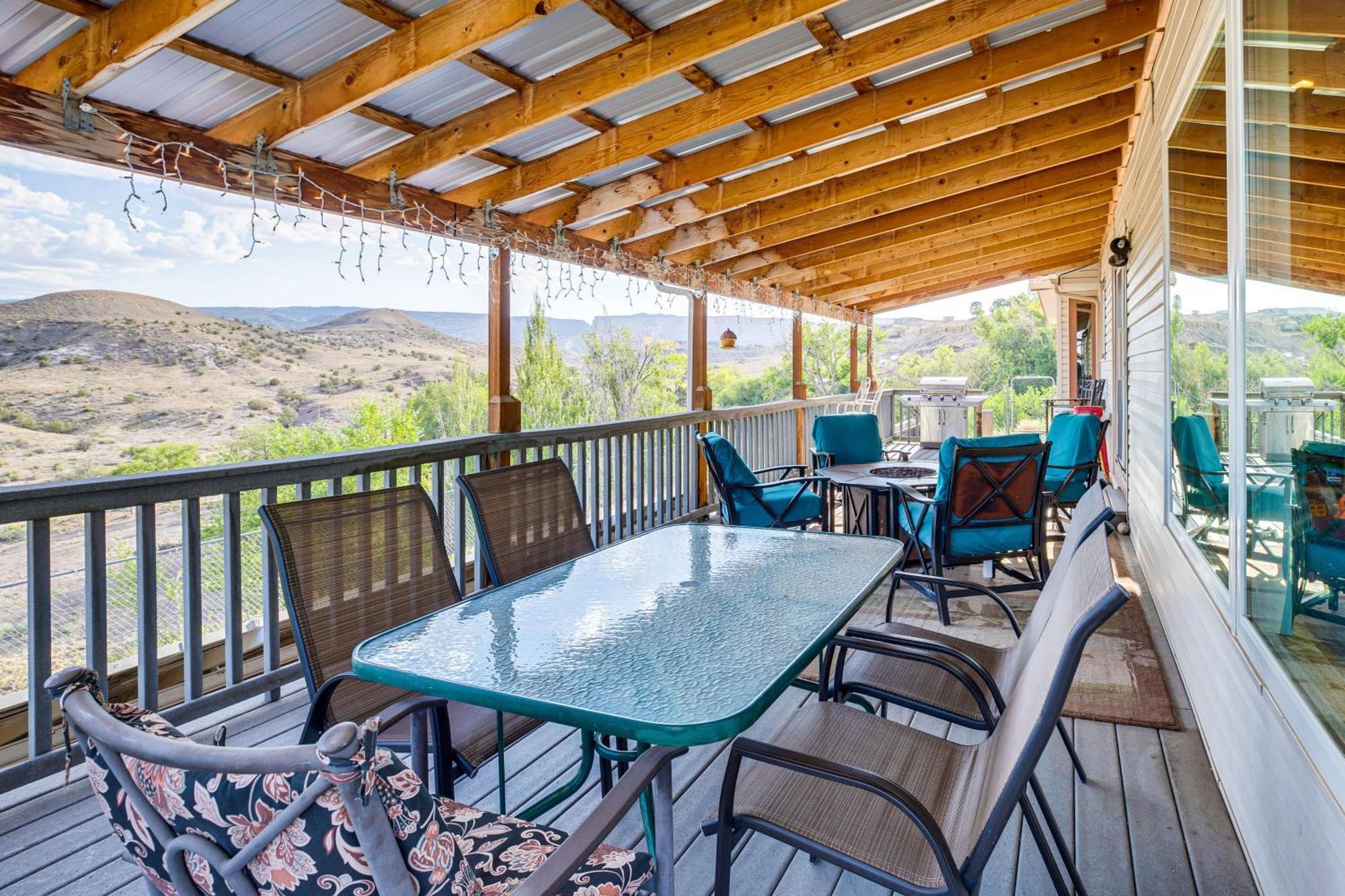 Grand Junction Home With Mtn-View Deck Exterior photo